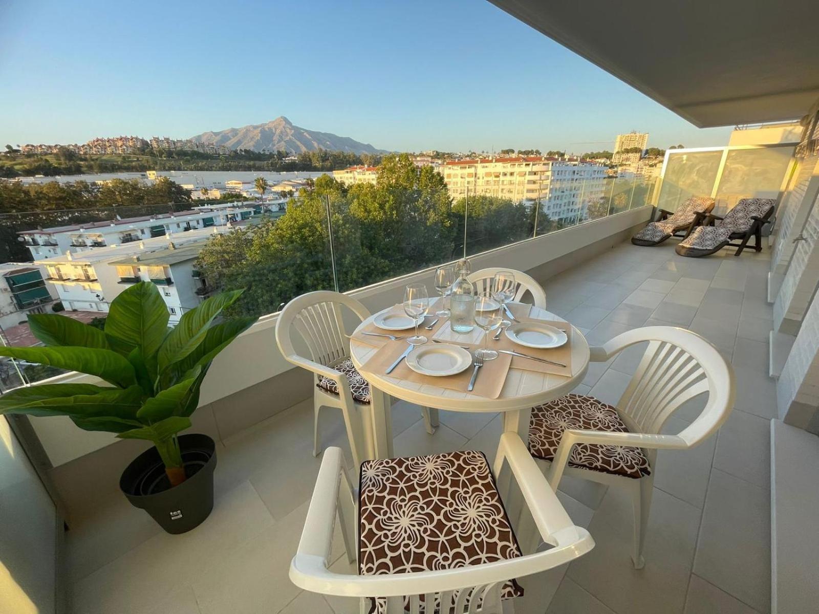 New Aires De Guadaiza Apartment Marbella Exterior photo